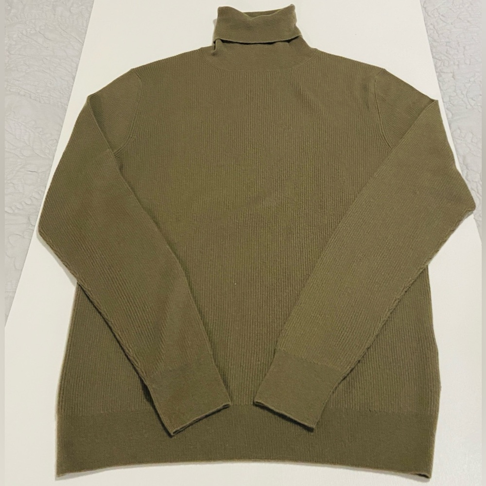 Burberry Cashmere Turtleneck Sweater